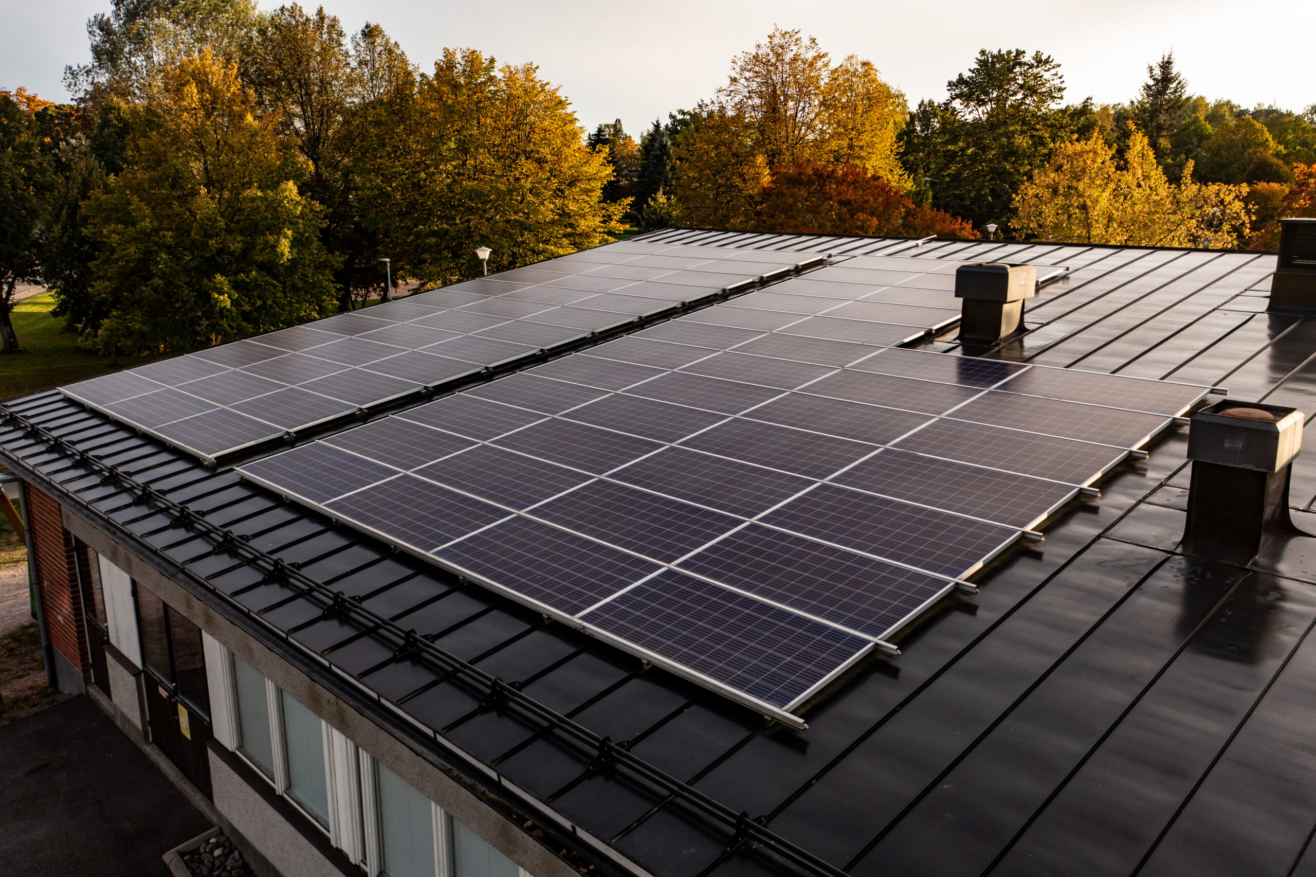 Groveland, FL solar roofing services